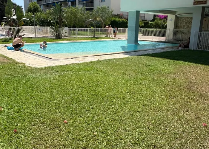 Lägenhet La Palmeraie Pool Ac Nice